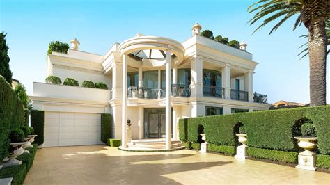 Opulent Sandringham 'Versace house' breaks suburb 